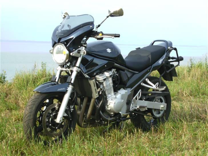 Suzuki GSF650AK7 Bandit - Den får et lidt anderledes look med kåbe... billede 1