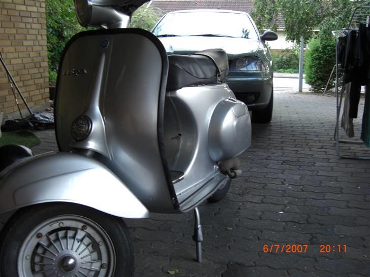 Vespa primera ET 125 salg 8000 billede 2