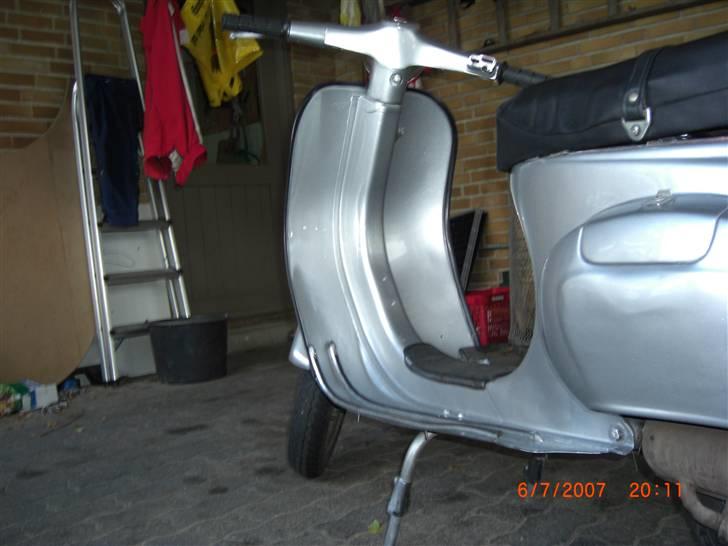 Vespa primera ET 125 salg 8000 billede 3