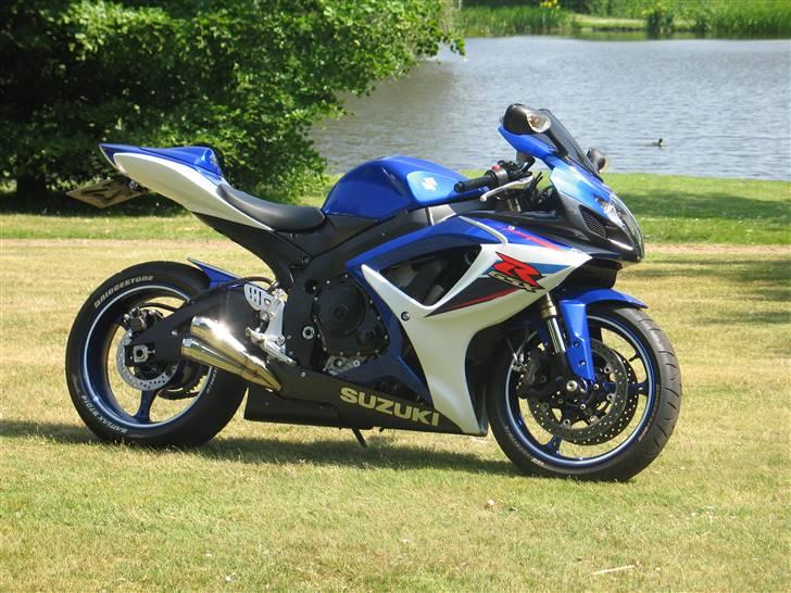 Сузуки gsxr 600 k7