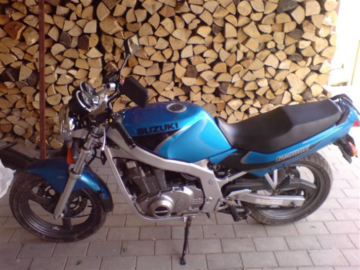 Suzuki gs 500 e - Umiddelbart efter styrt billede 1