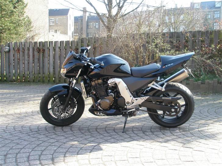 Kawasaki z750 billede 4