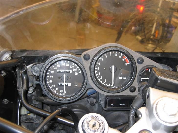 Yamaha FZR billede 5