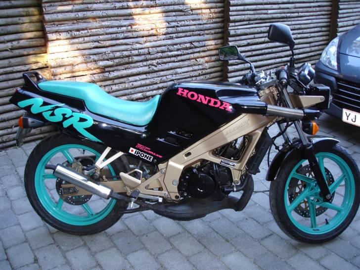 Honda NSR 125 F (SOLGT) billede 1