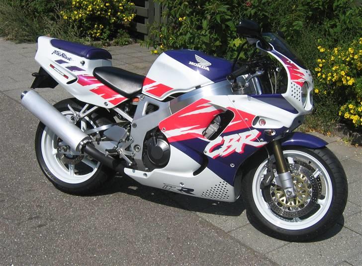 Honda CBR 900 RR FireBlade billede 4