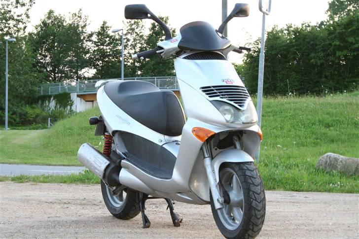 Aprilia Leonardo 150cc (Solgt) billede 3