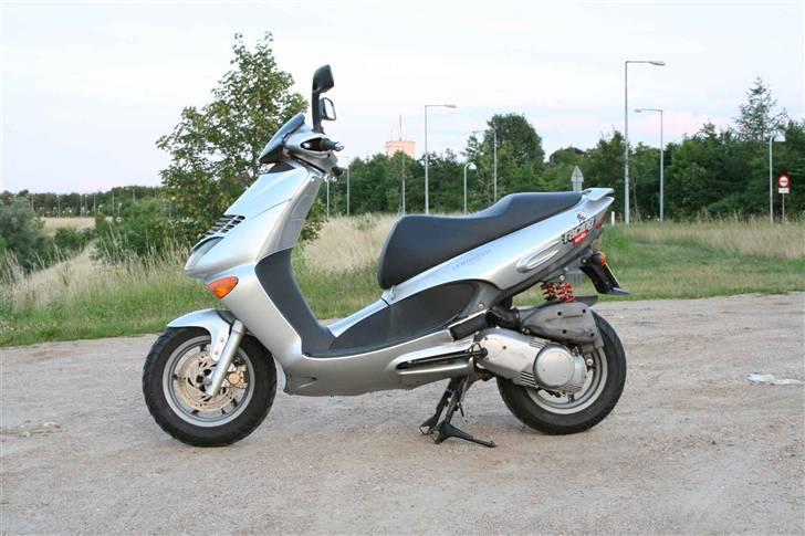 Aprilia Leonardo 150cc (Solgt) billede 4