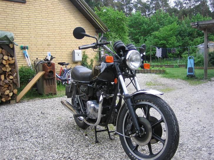Triumph 140 bonneville LE billede 1