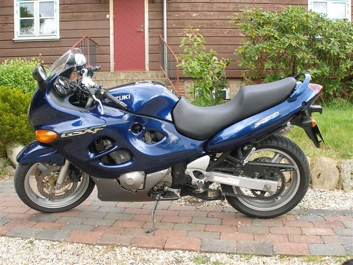 Suzuki GSX 750 F billede 2