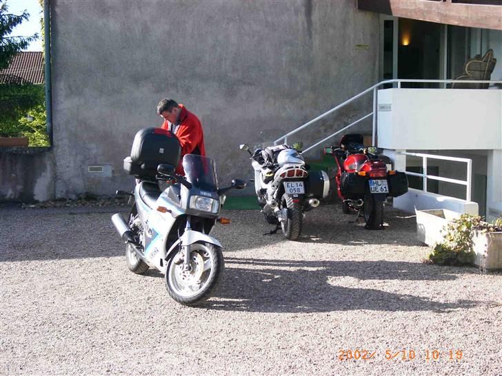 Kawasaki ZX9R - Totalskadet - FZ 750 med CBR 600 spejle billede 7