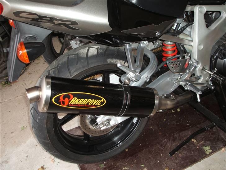 Honda CBR 900 RR Fireblade - Komplet Akrapovic Race System.. billede 12