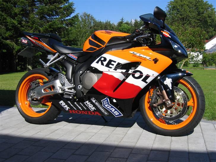 Honda CBR 1000 RR billede 1