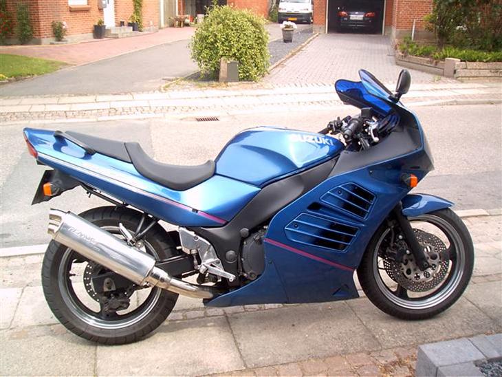 Suzuki RF 600R 600 cm³ 1995 - Kirkkonummi - Moottoripyörä 