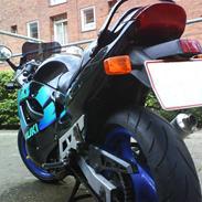 Suzuki GSX 600 f (solgt)