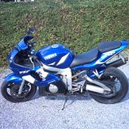 Yamaha r6 solgt