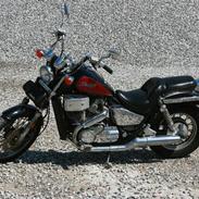 Honda vt 800 shadow