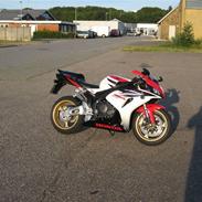 Honda CBR 1000 RR "solgt"