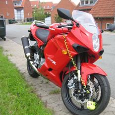 Hyosung GT 650 R (SOLGT)