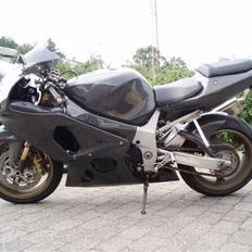 Suzuki GSX R 1000 *solgt*