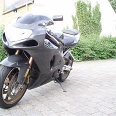Suzuki GSX R 1000 *solgt*