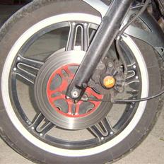 Honda CB 750 F Boldor