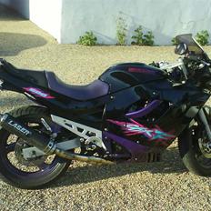 Suzuki gsx600f solgt