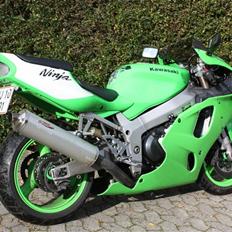 Kawasaki zx7r solgt solgt