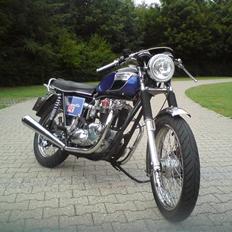 Triumph bonneville (Modified)
