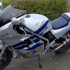 Honda VF 1000 R