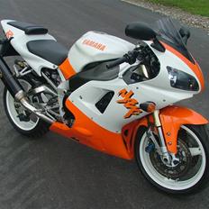 Yamaha R1 (solgt)