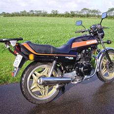 Honda CB 400N   * SOLGT *