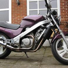 Honda NTV Revere 650 -solgt-