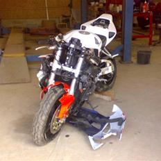 Honda cbr 1000RR totalskadet...