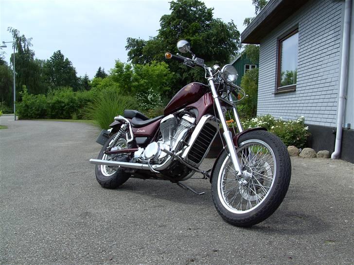 Suzuki intruder  SOLGT billede 1