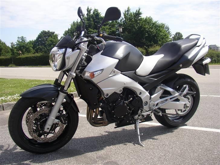 Suzuki GSR 600 K6 billede 6