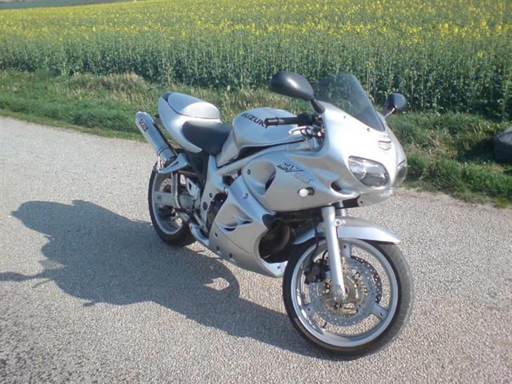 Suzuki SV 650s K2 [SOLGT] billede 10