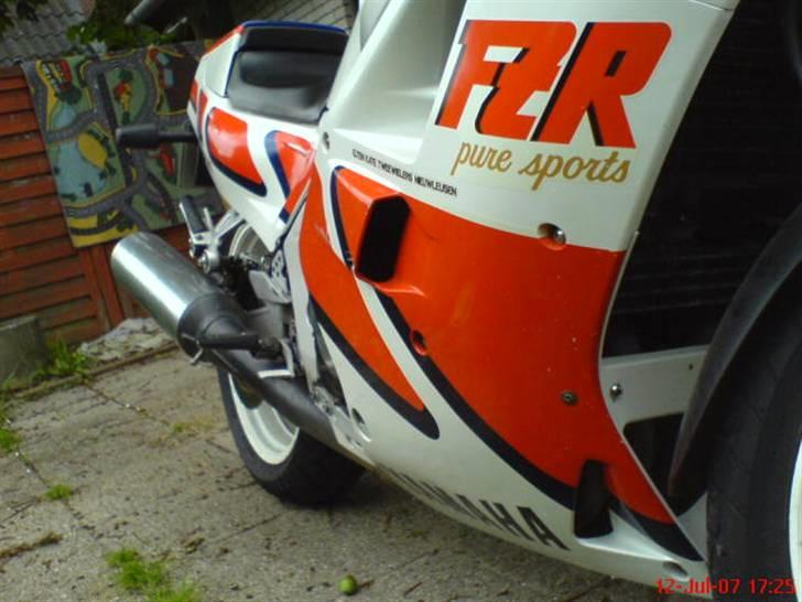 Yamaha Fzr 1000  "solgt" billede 3