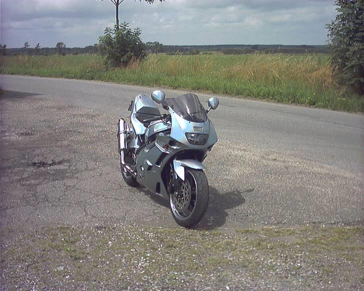 Yamaha Fzr 600 billede 2