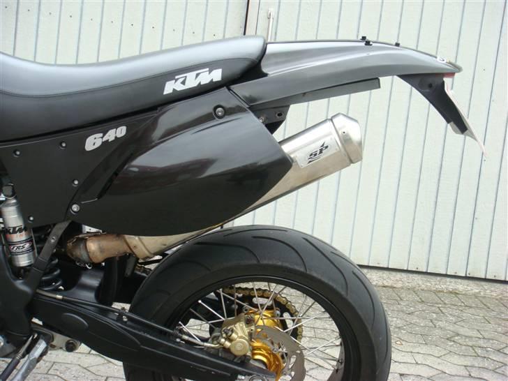 KTM 640 LC4 Supermoto SOLGT billede 9