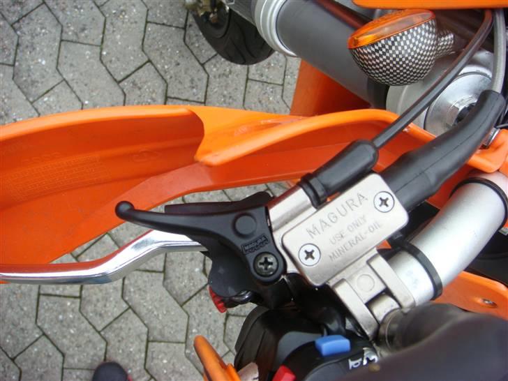 KTM 640 LC4 Supermoto SOLGT billede 12