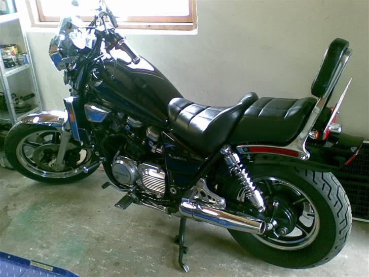 Honda magna vf 700 billede 4