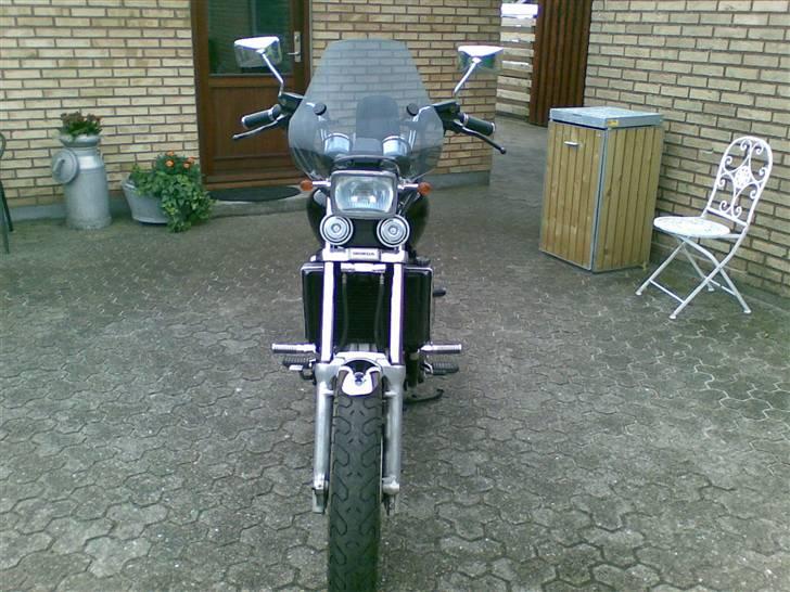 Honda magna vf 700 billede 7