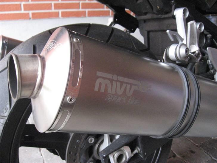 Suzuki SV 1000 SK6 - Mivv sports udstødning billede 6