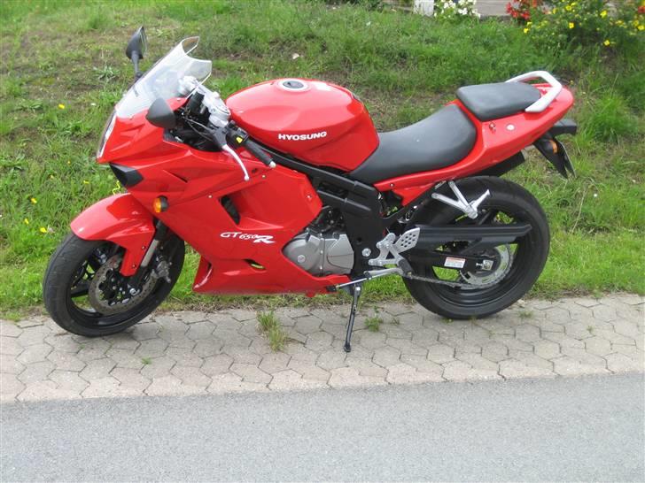 Hyosung GT 650 R (SOLGT) - Således ser hun ud... billede 1