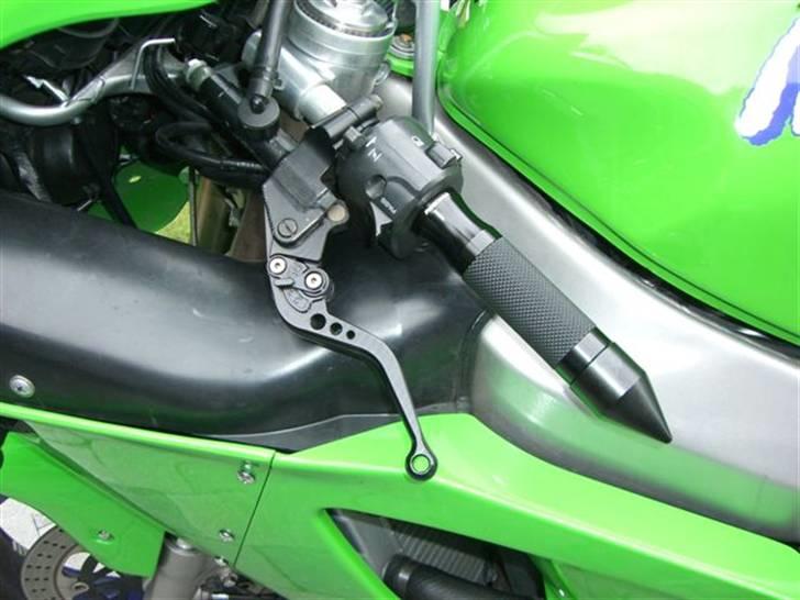 Kawasaki ZX7R ( Solgt ) billede 8