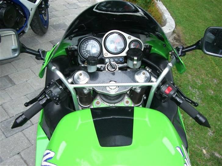 Kawasaki ZX7R ( Solgt ) billede 9