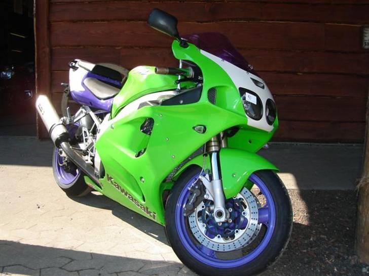 Kawasaki ZX7R ( Solgt ) billede 12