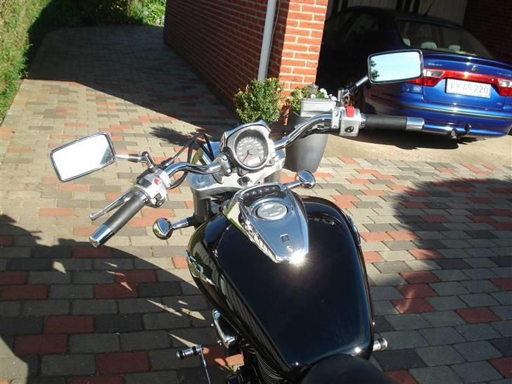 Suzuki Intruder M800 billede 6