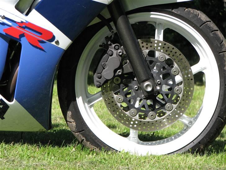 Honda VFR 400 R NC 30 solgt billede 14