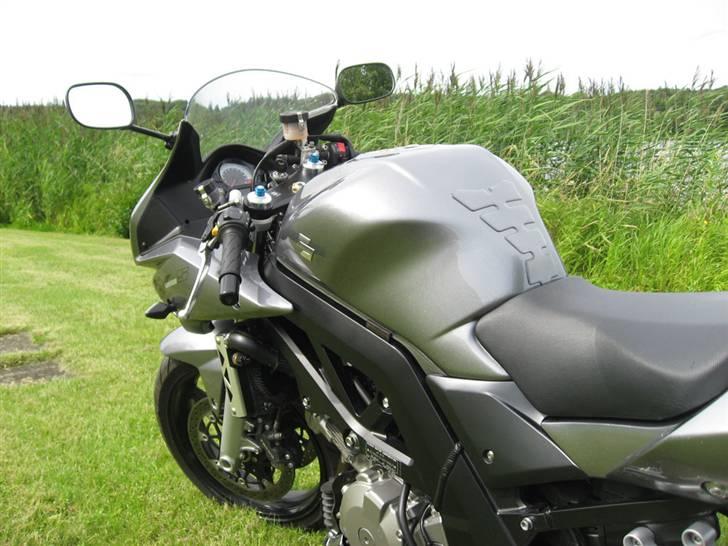 Suzuki SV 1000 SK6 billede 12